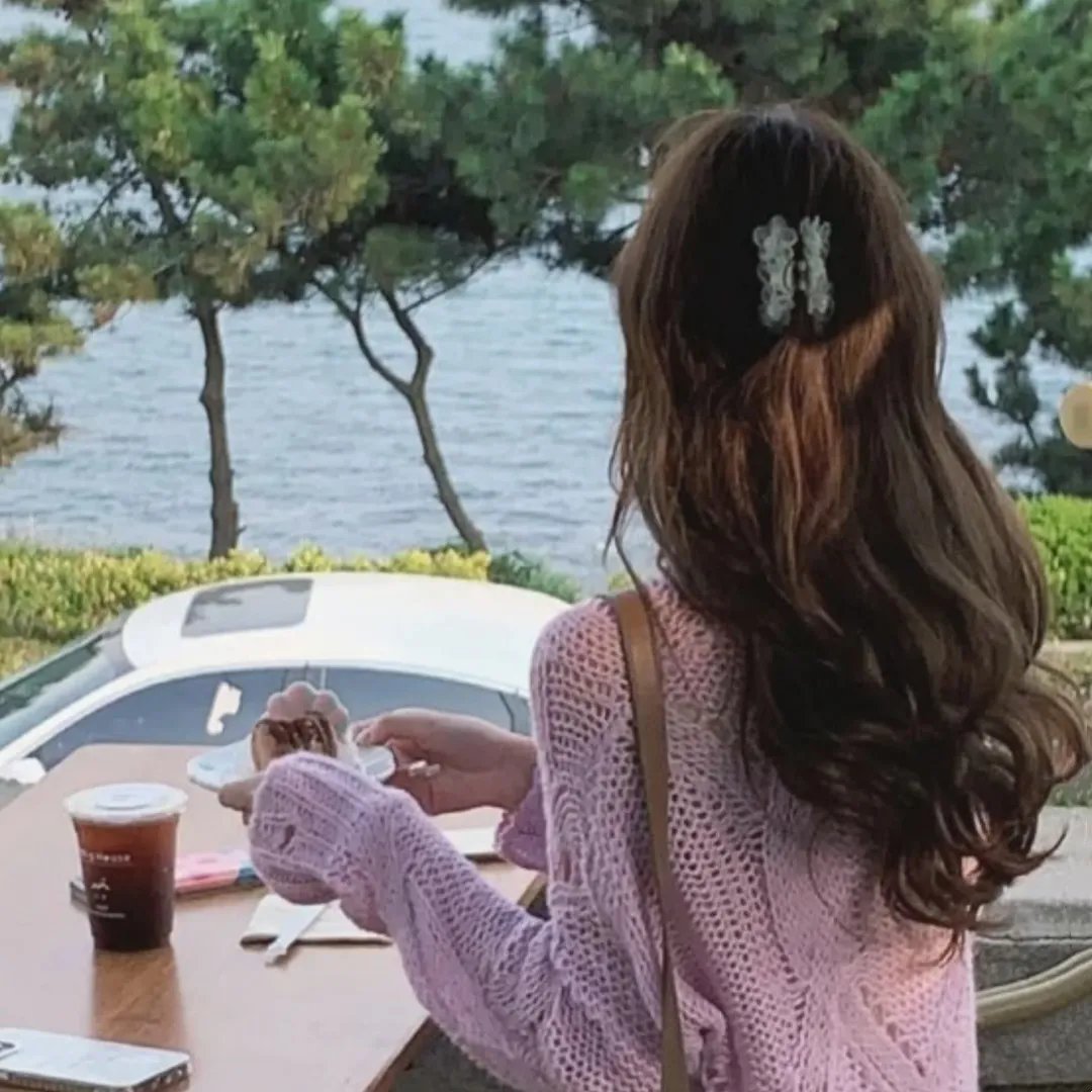 僵尸坟场海报
