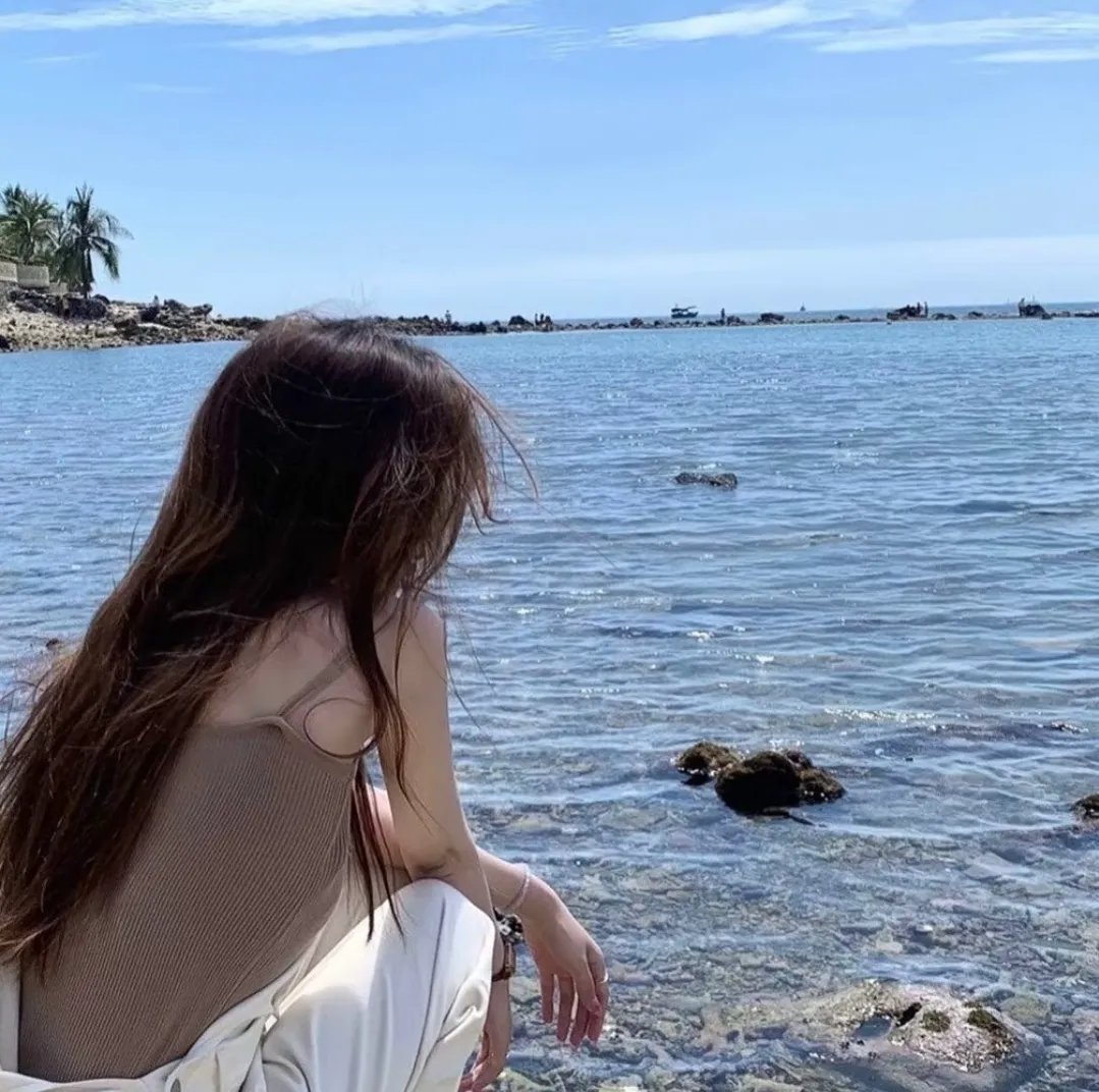 金车换玉人海报